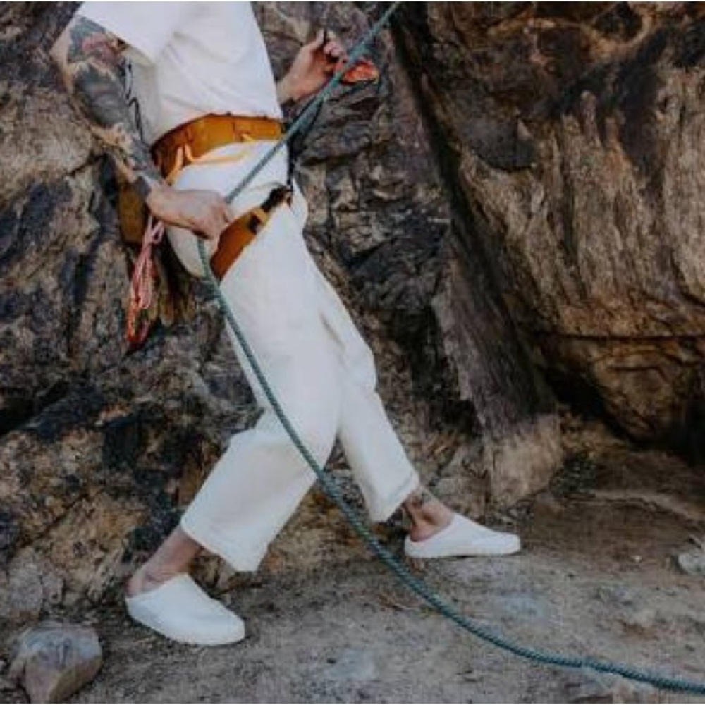 [NEW] Arc'teryx Kragg Climbing White Arctic Women's Shoes - US Women’s 8.5 - Picture 3 of 13